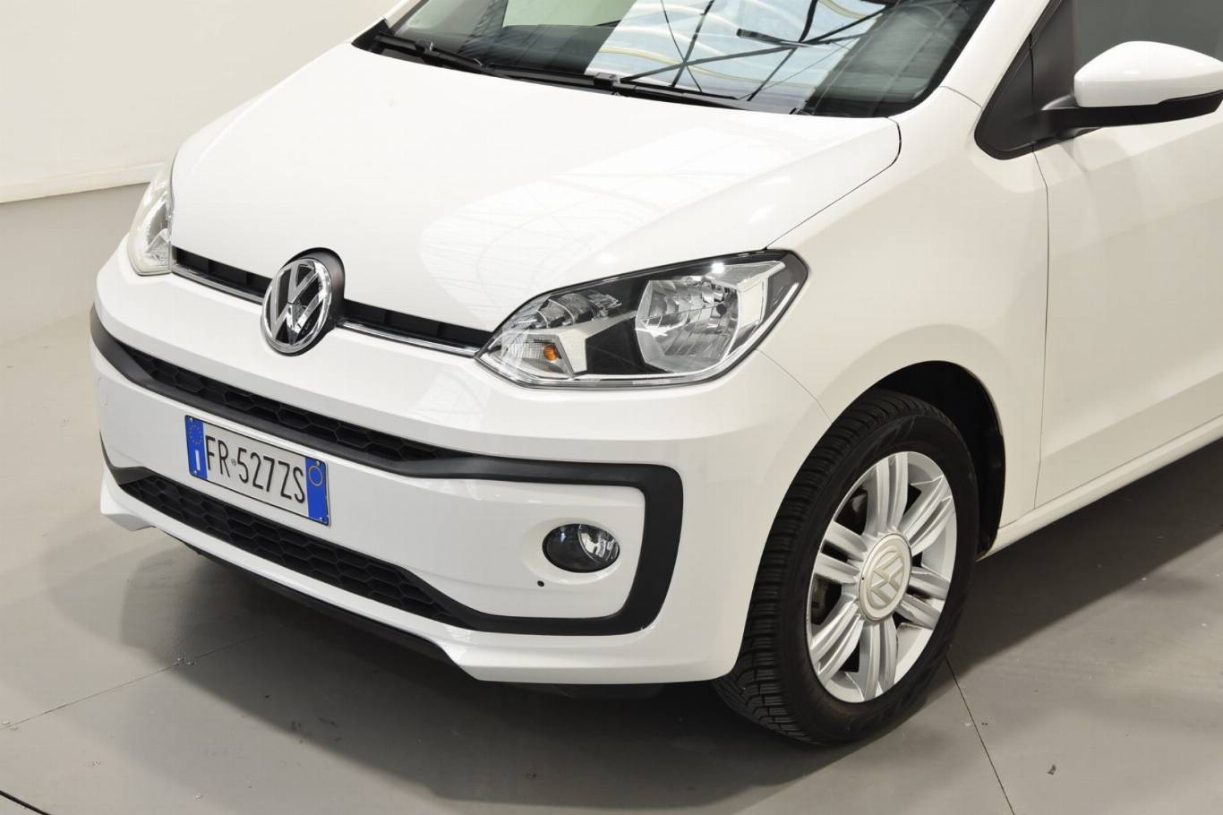 VOLKSWAGEN Up! 31