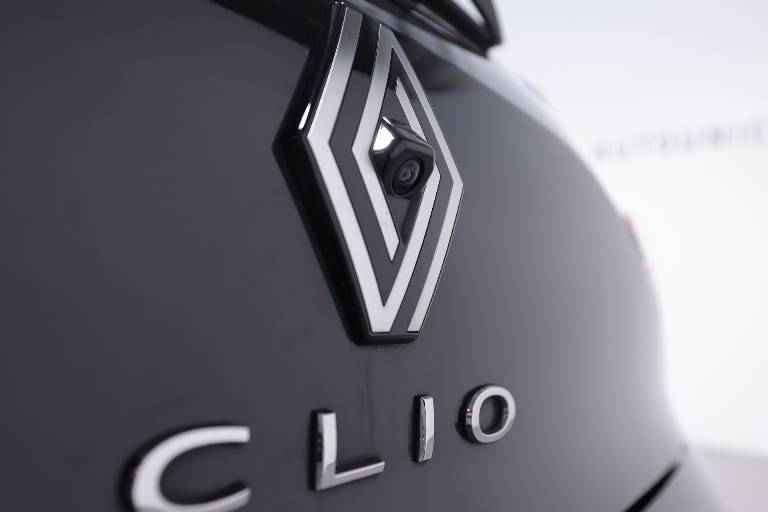 RENAULT Clio 41