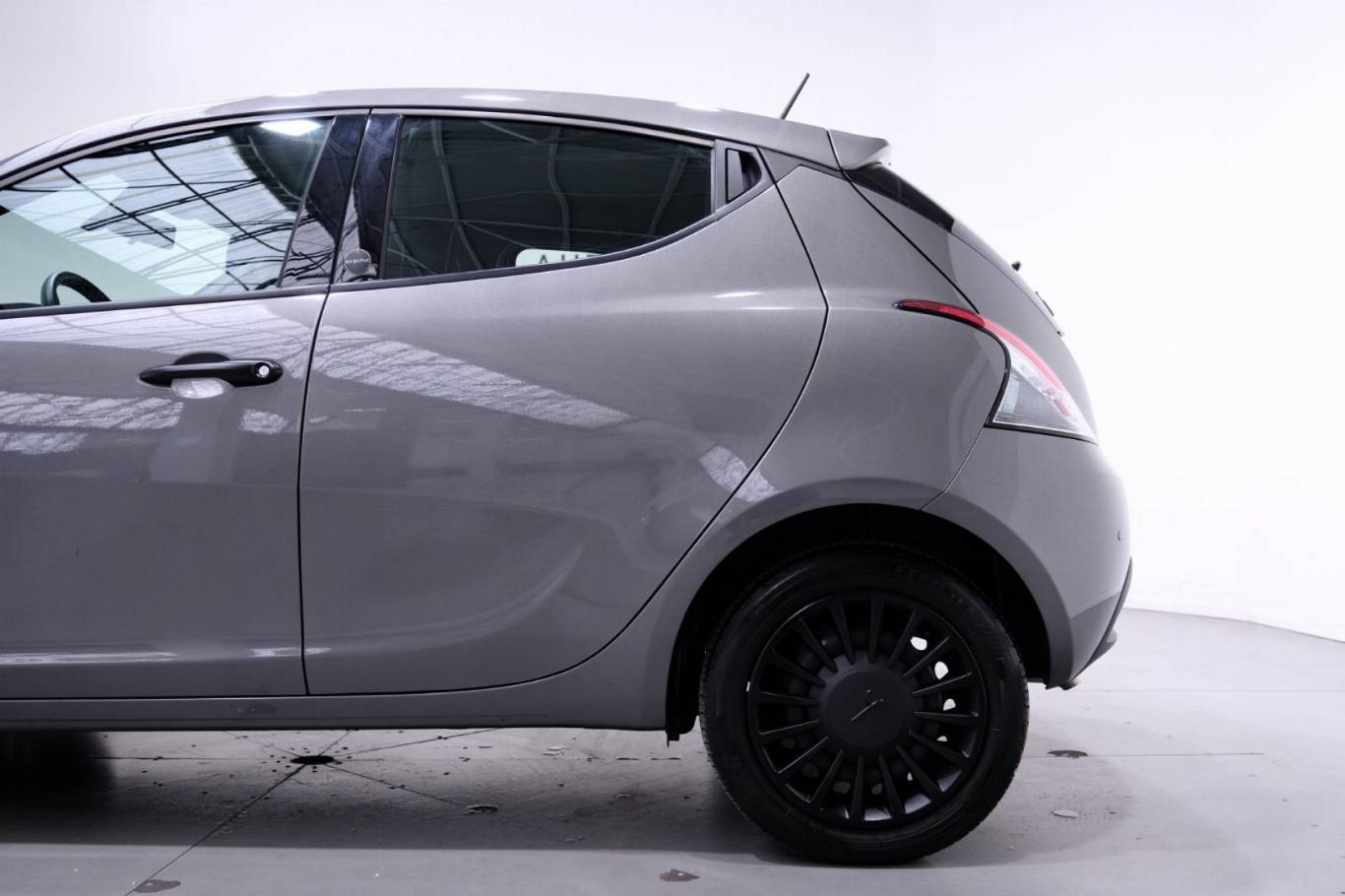 LANCIA Ypsilon 36