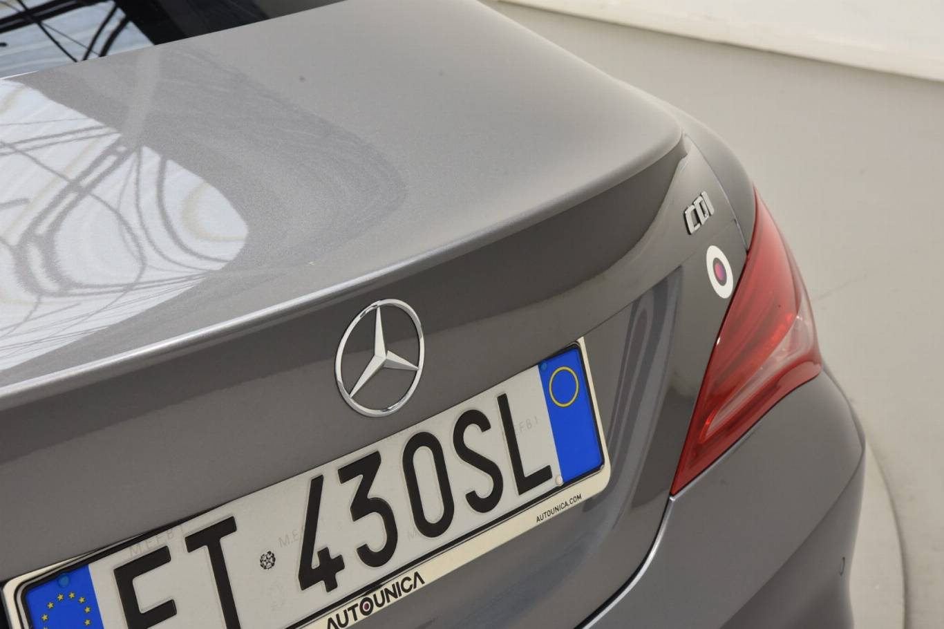 MERCEDES-BENZ CLA 200 24