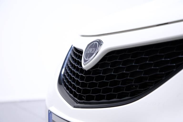 LANCIA Ypsilon 59