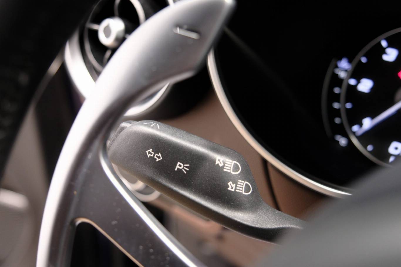 ALFA ROMEO Stelvio 25