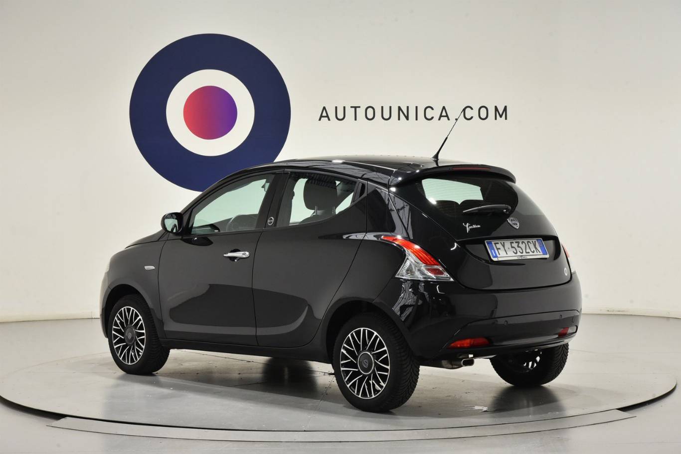 LANCIA Ypsilon 2