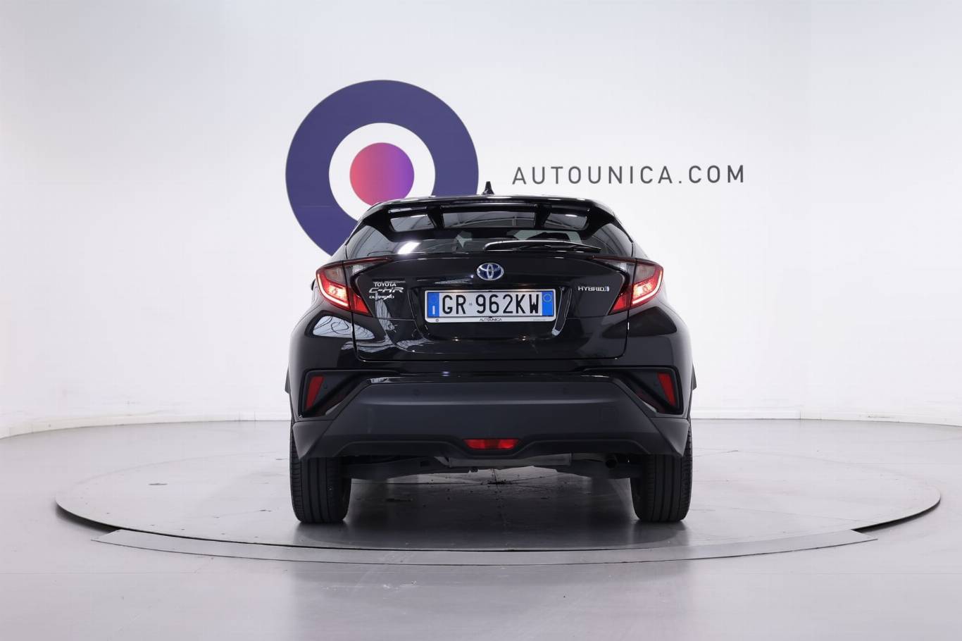 TOYOTA C-HR 9