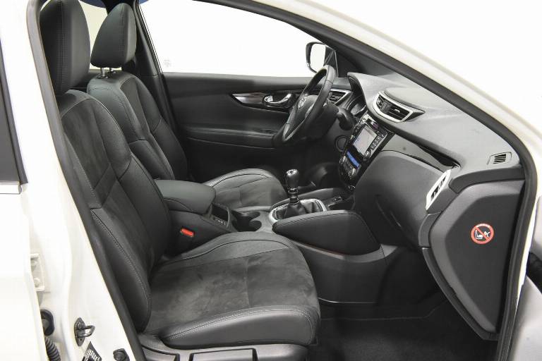 NISSAN Qashqai 21