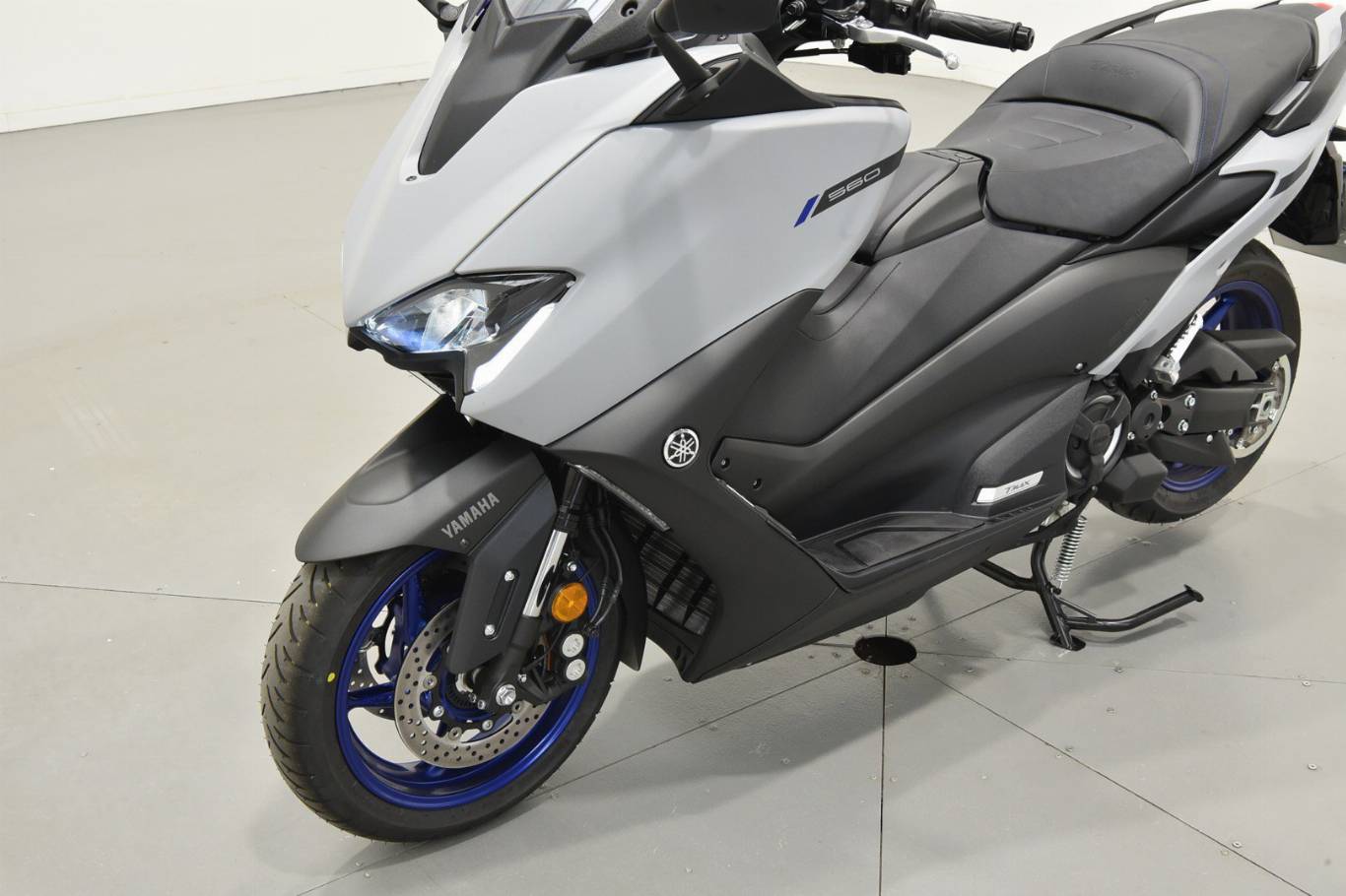 YAMAHA T-Max 560 62