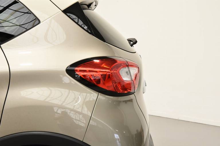 RENAULT Captur 41
