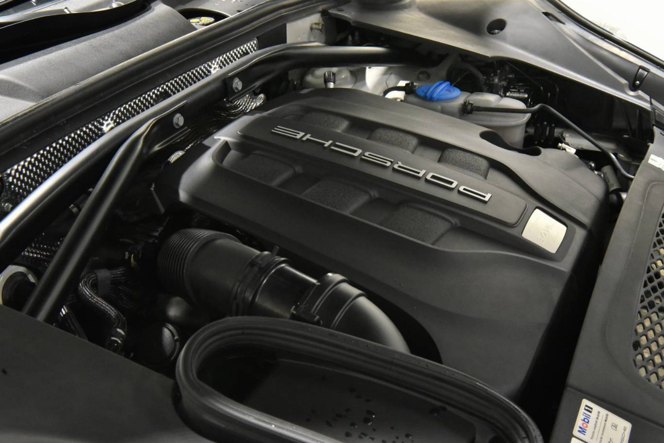 PORSCHE Macan 59
