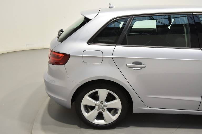 AUDI A3 39