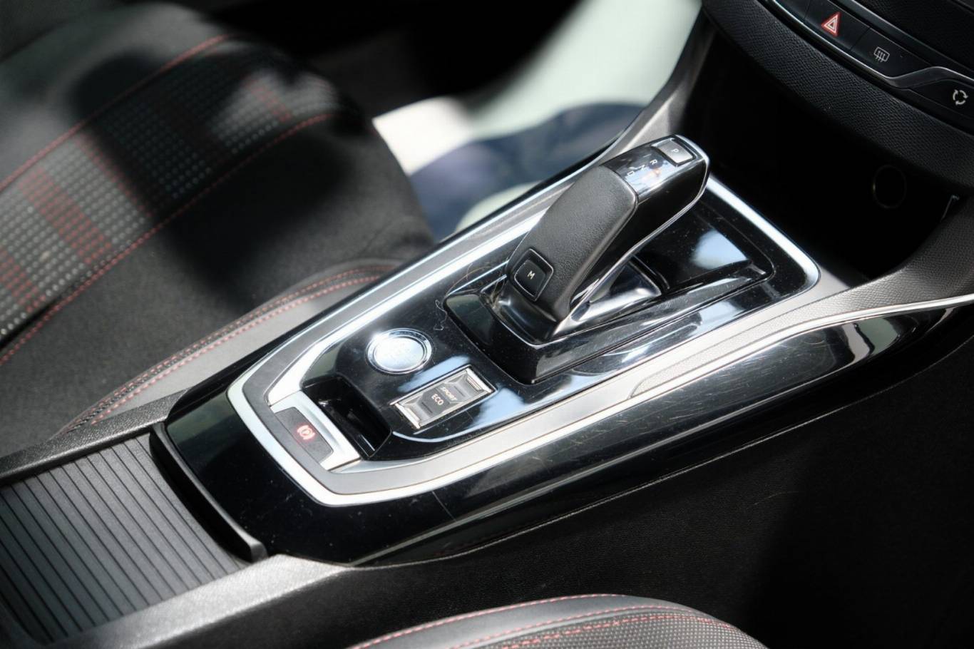 PEUGEOT 308 60