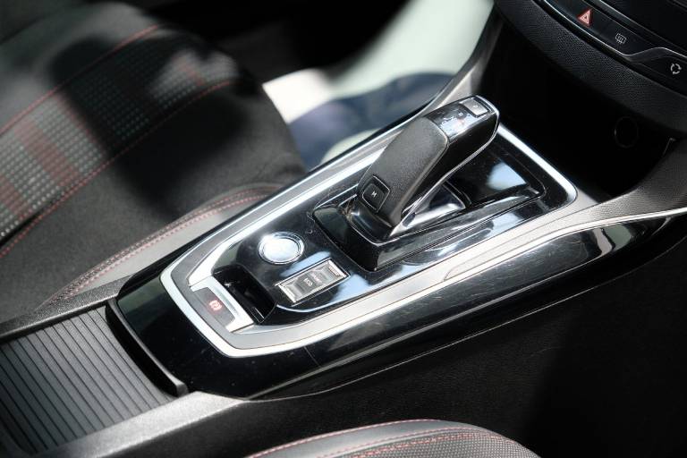 PEUGEOT 308 60