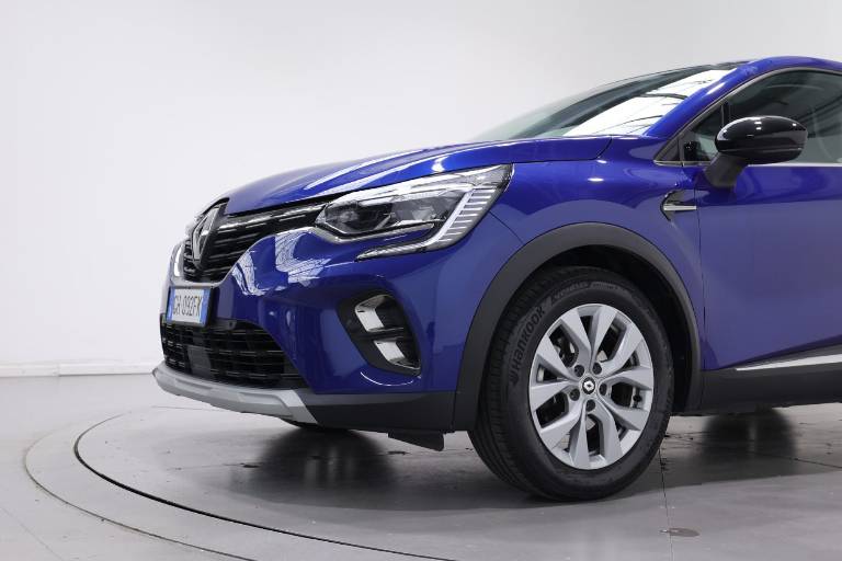 RENAULT Captur 11