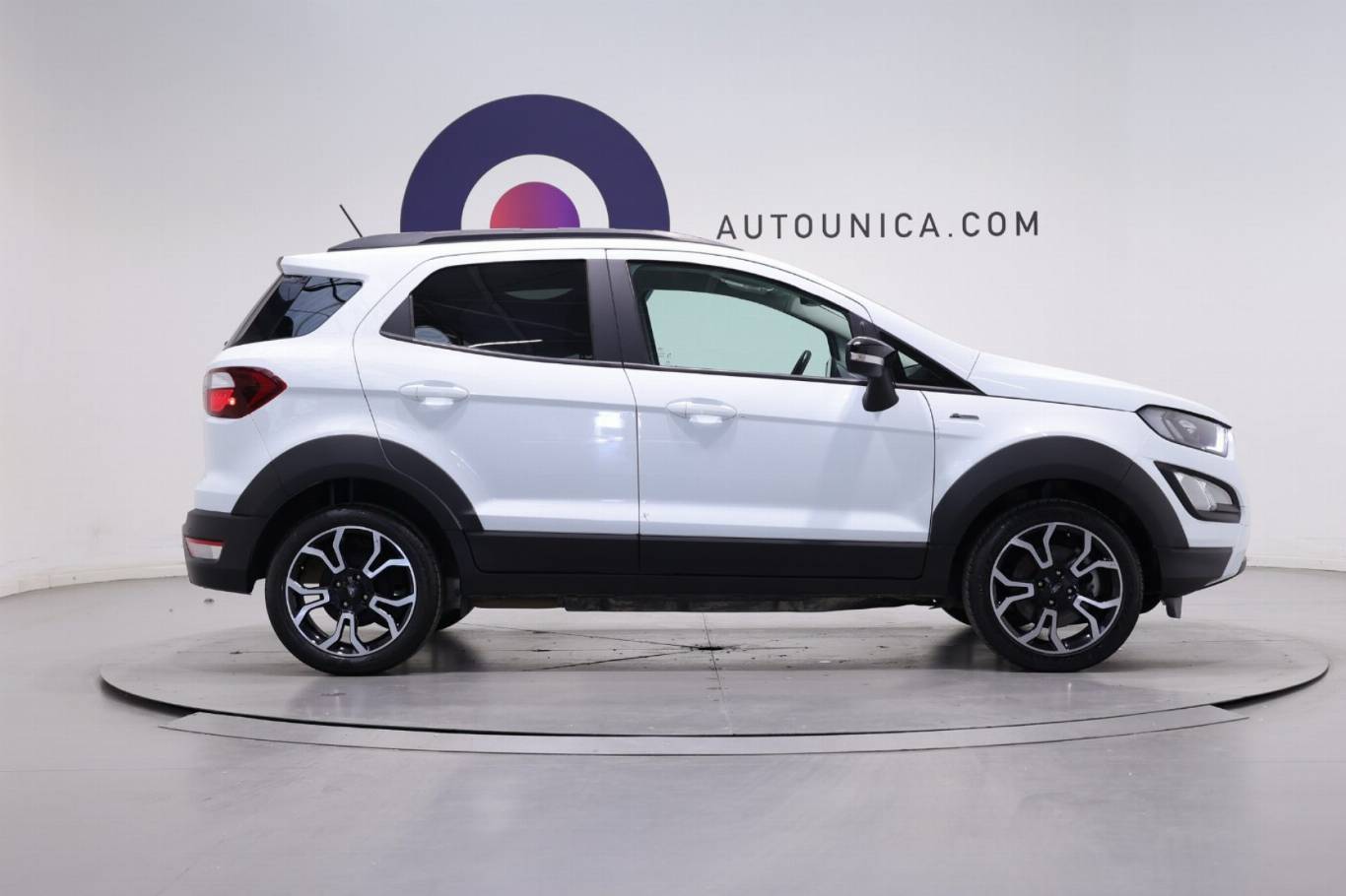 FORD EcoSport 4