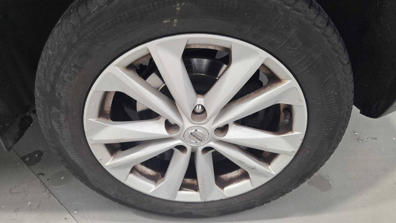 NISSAN Qashqai 17