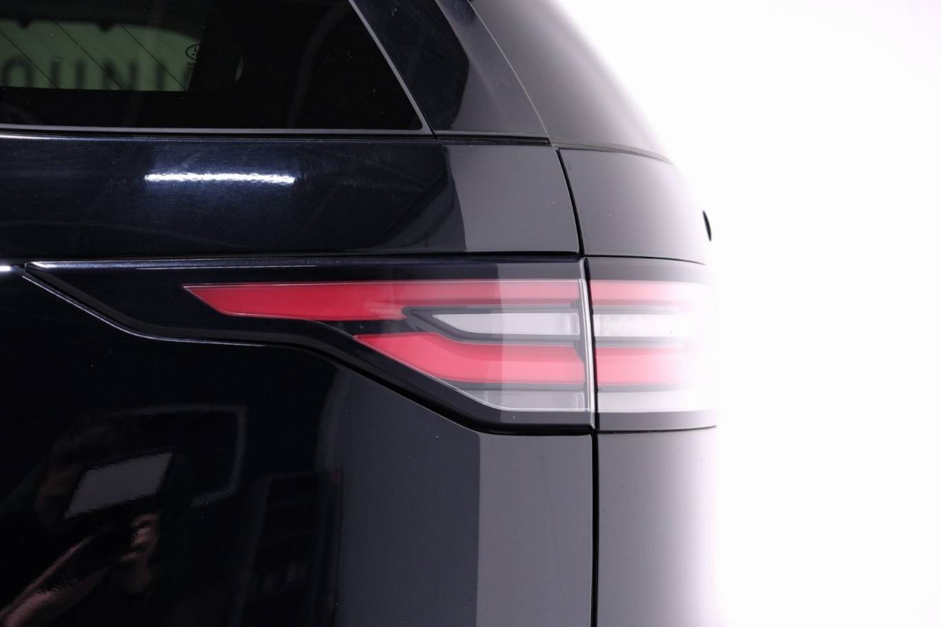 LAND ROVER Discovery 37