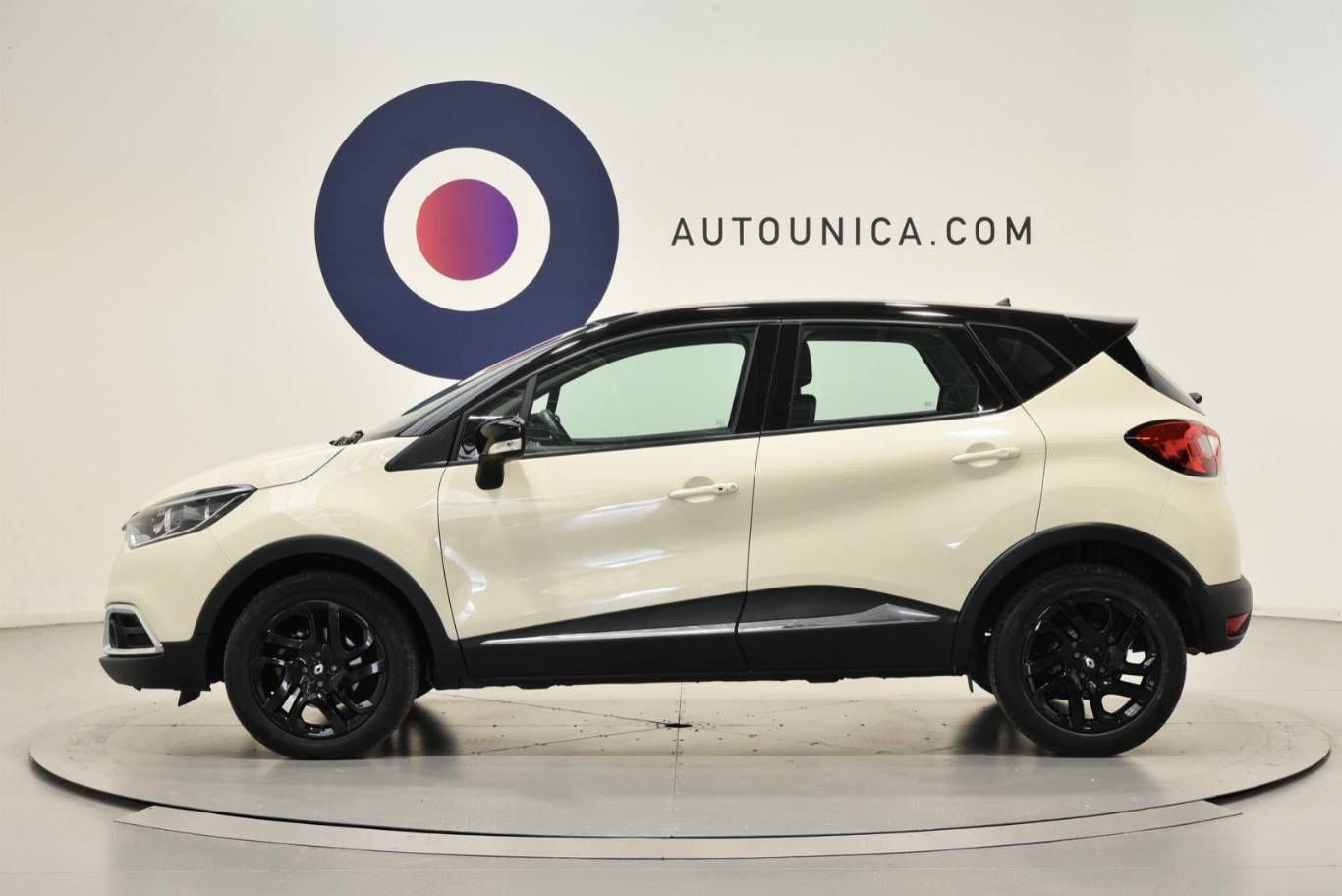 RENAULT Captur 32