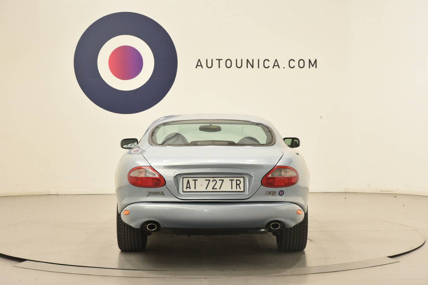 JAGUAR XK8 6