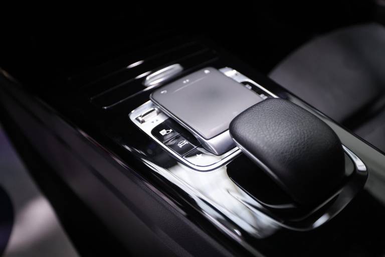 MERCEDES-BENZ A 180 29