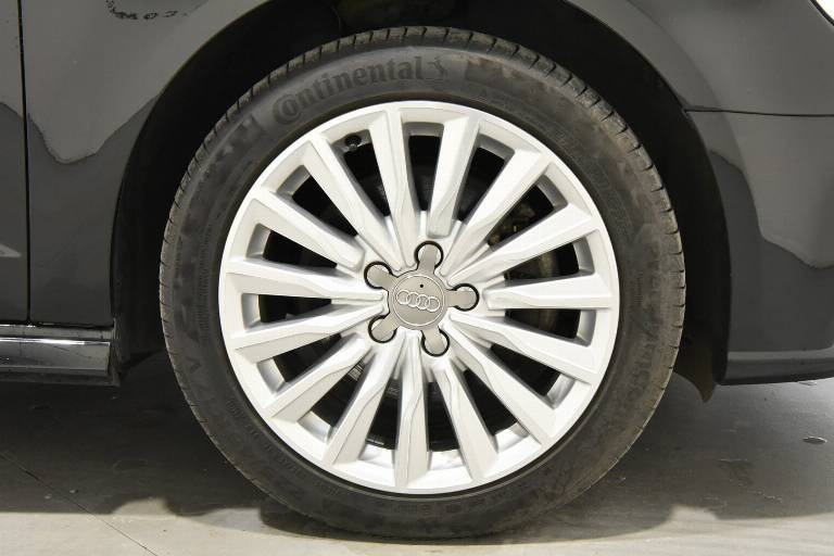 AUDI A3 43