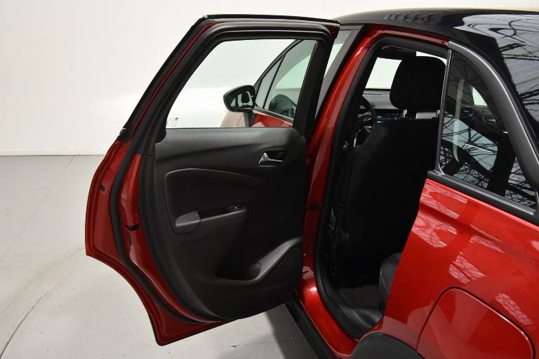 OPEL Crossland X 29