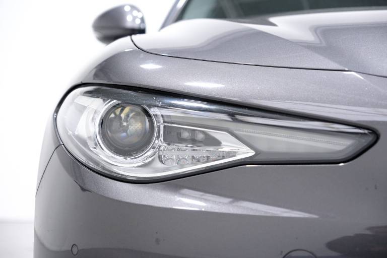 ALFA ROMEO Giulia 15