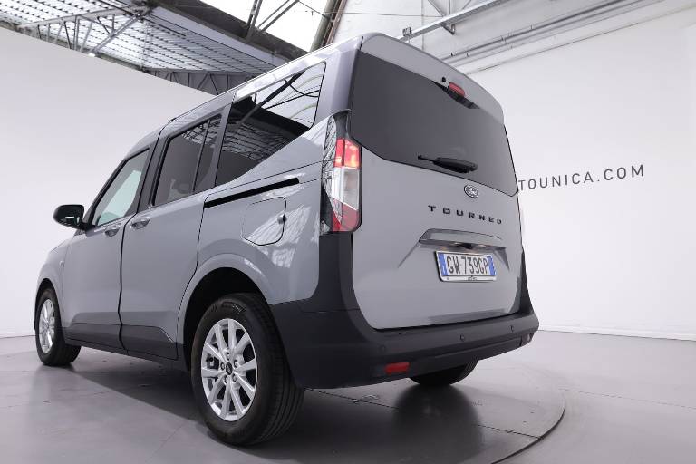 FORD Tourneo Courier 17