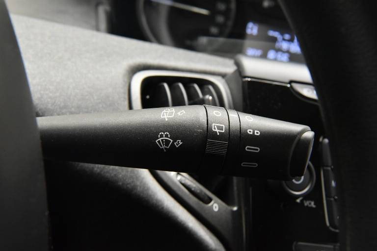 LANCIA Ypsilon 6
