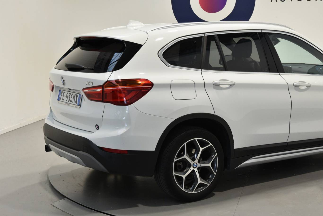 BMW X1 18