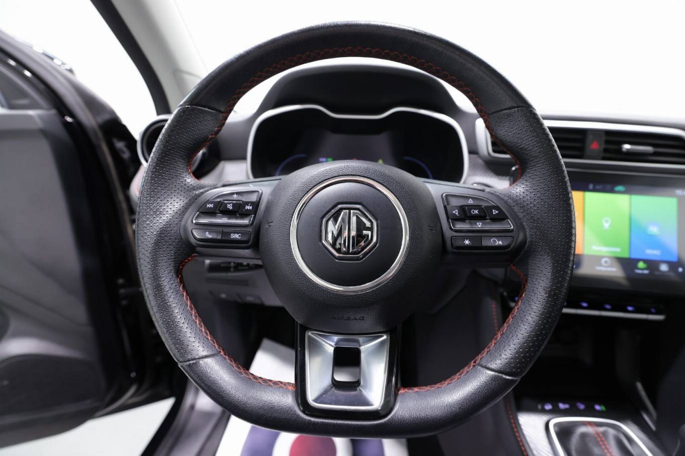 MG ZS 7