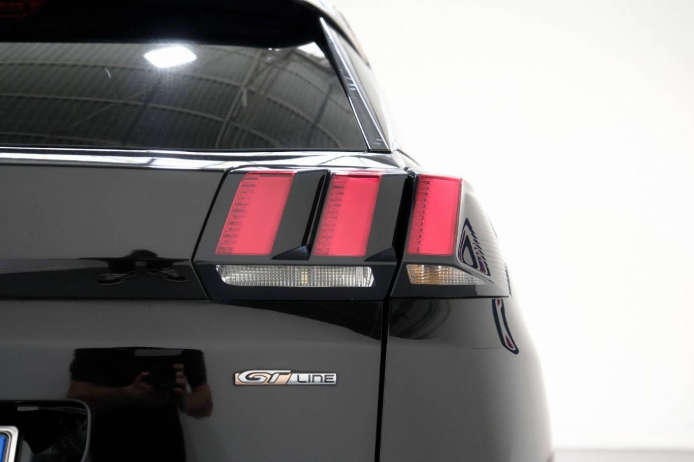 PEUGEOT 3008 48