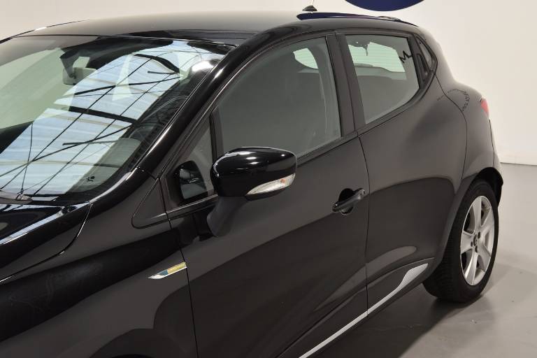 RENAULT Clio 38