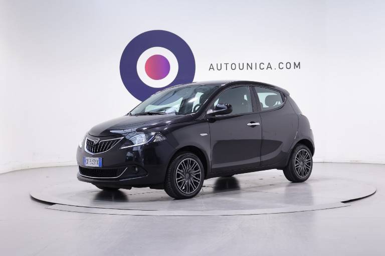 LANCIA Ypsilon 1