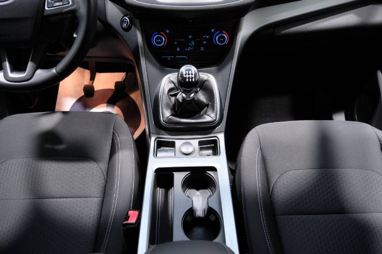 FORD Kuga 43