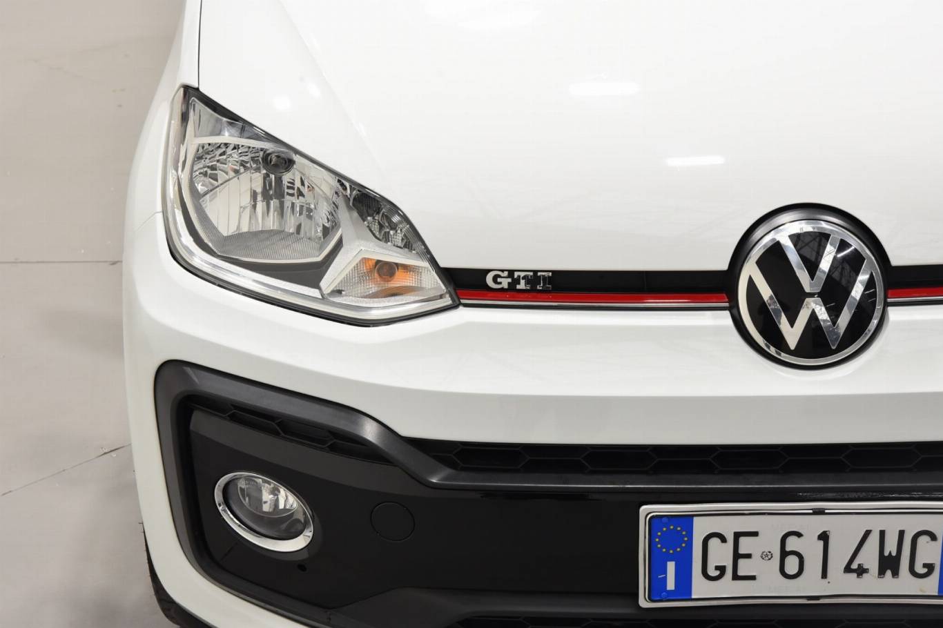 VOLKSWAGEN Up! 30