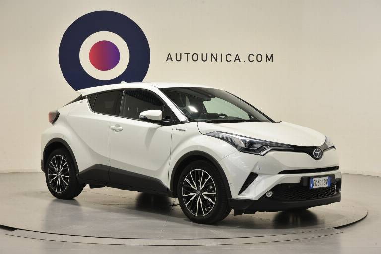 TOYOTA C-HR 29
