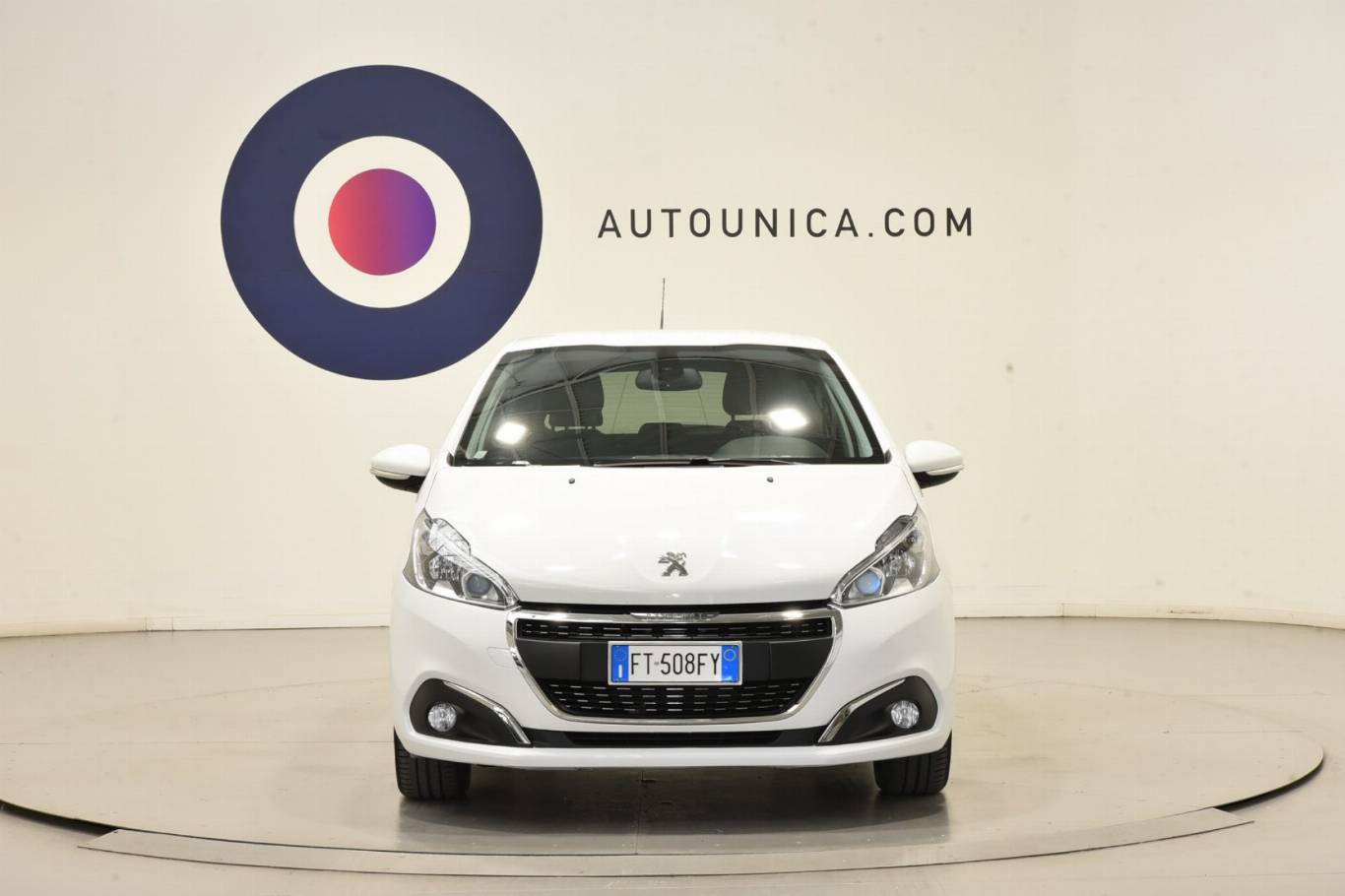 PEUGEOT 208 5