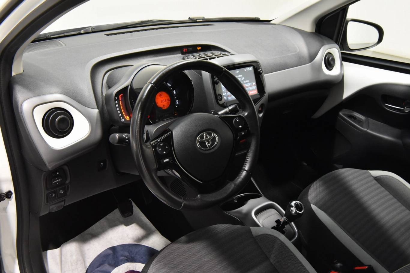 TOYOTA Aygo 3