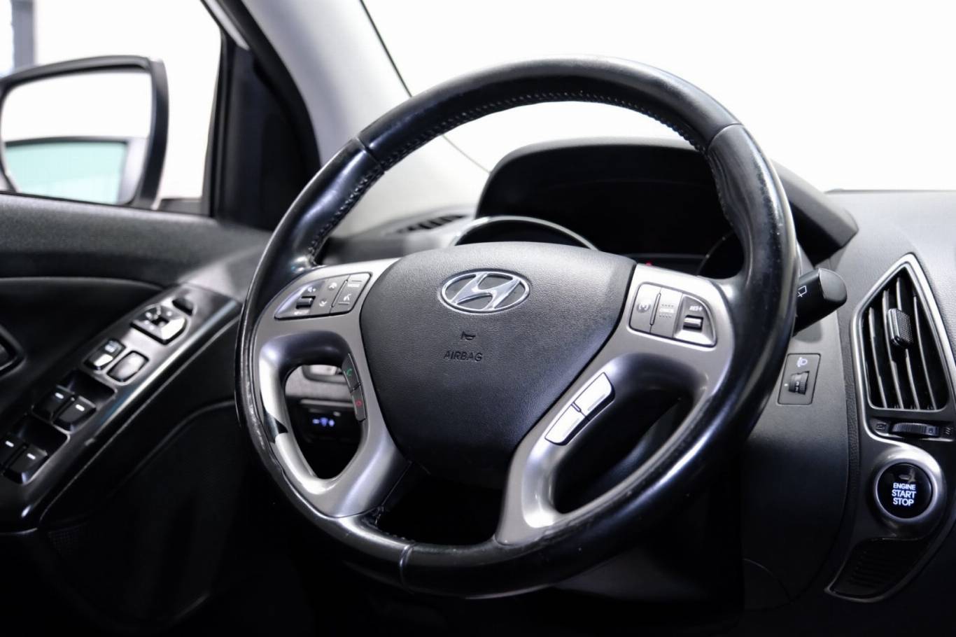 HYUNDAI IX35 44