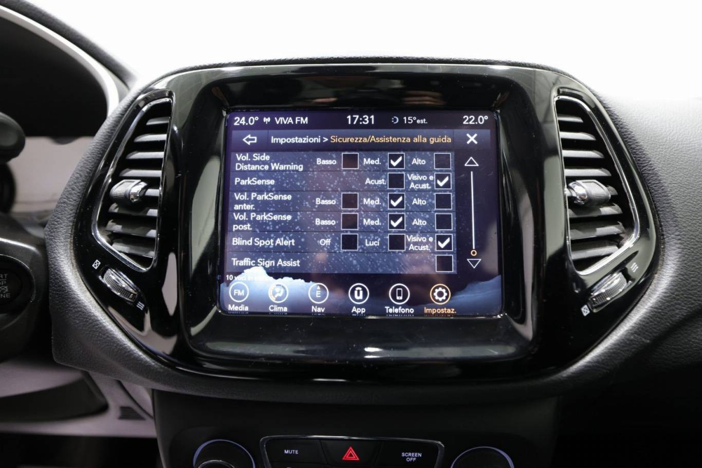 JEEP Compass 33
