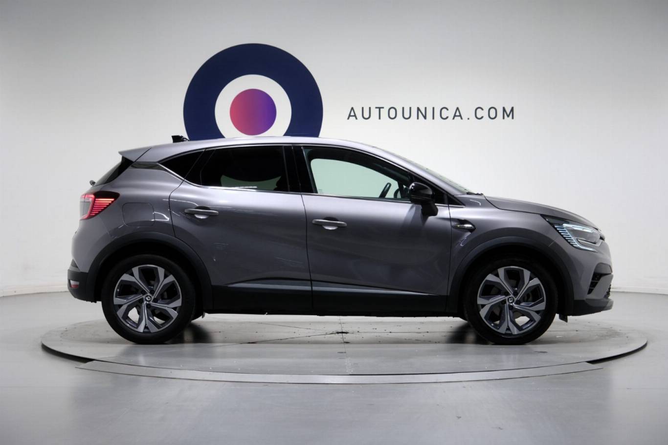 RENAULT Captur 4