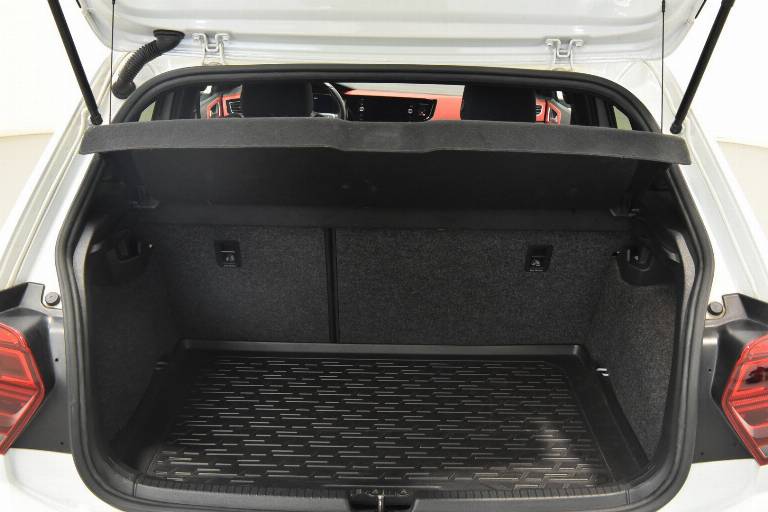 VOLKSWAGEN Polo GTI 13