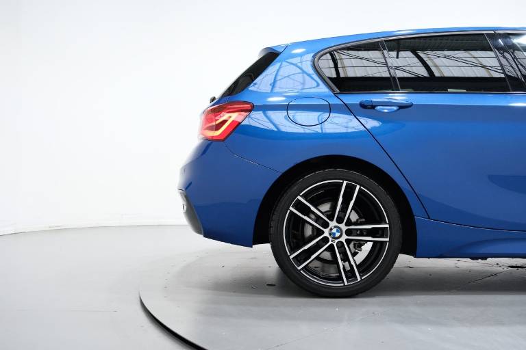 BMW 118 51