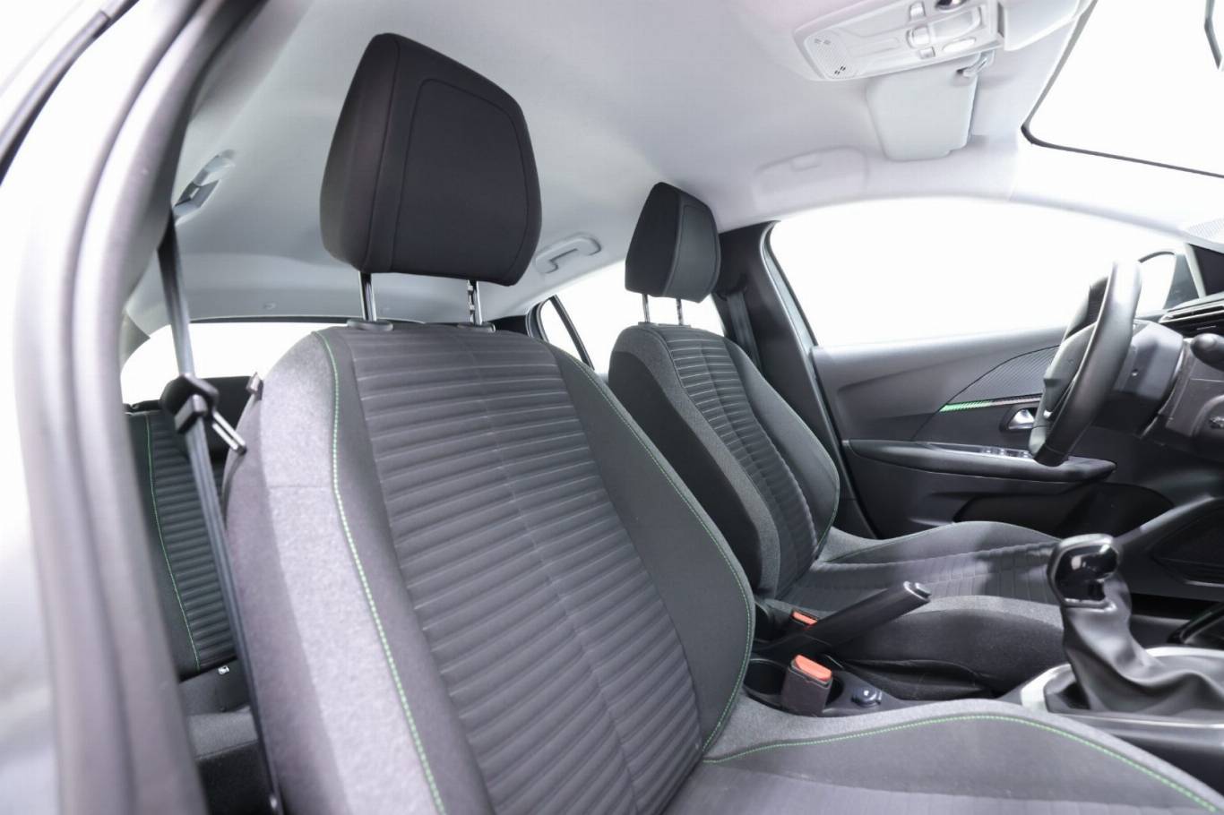 PEUGEOT 208 45