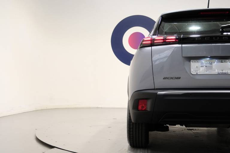 PEUGEOT 2008 49