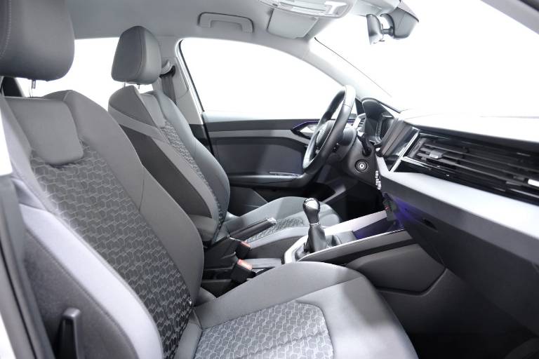 AUDI A1 57