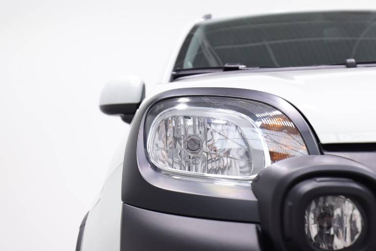 FIAT Panda Cross 13