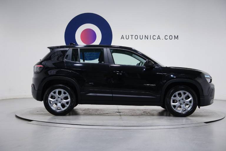 JEEP Avenger 4