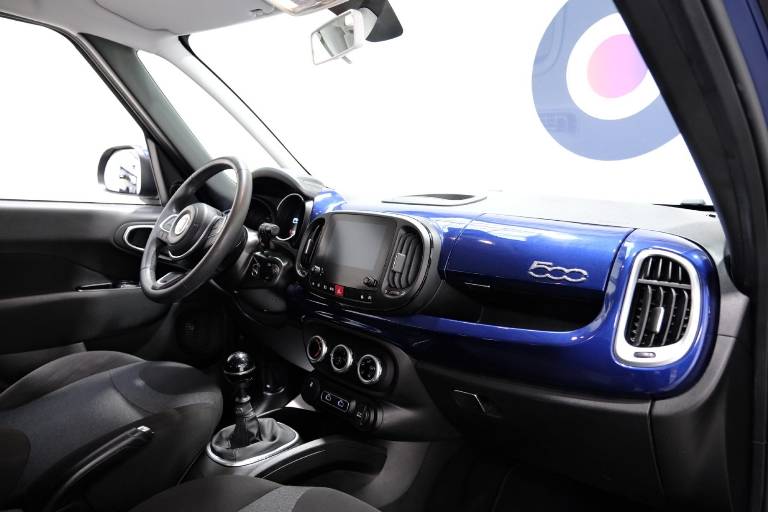 FIAT 500L 52