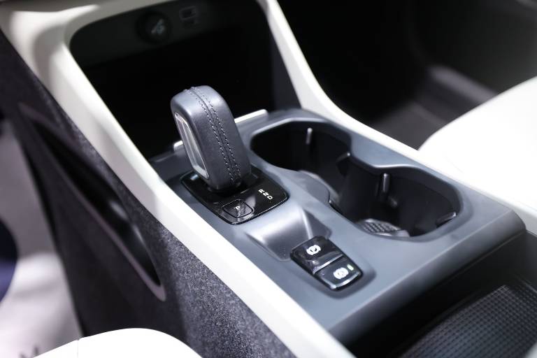 VOLVO XC40 27
