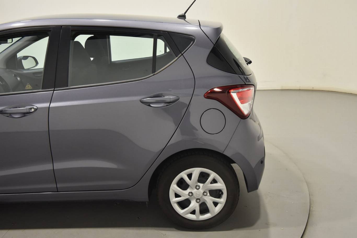 HYUNDAI I10 24